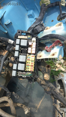 chevrolet kalos çıkma motor içi sigorta kutusu