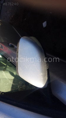 2005 VOLVO V50 HATASIZ SOL DİKİZ AYNASI.