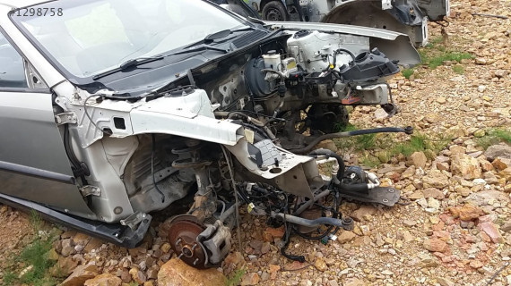 CHEVROLET EVANDA SAĞ KESME ÇEYREK .OTO ERKAN ÜNYE