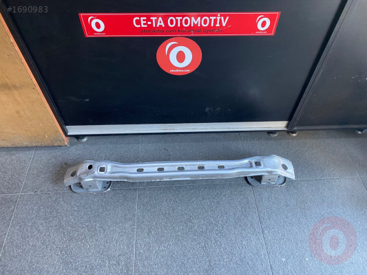 FİAT EGEA ARKA TAMPON DEMİRİ ÇIKMA ORJİNAL