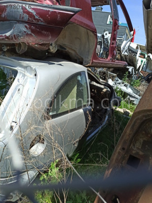 OPEL CORSA C SAĞ ARKA ÇAMURLUK TEK KAPI