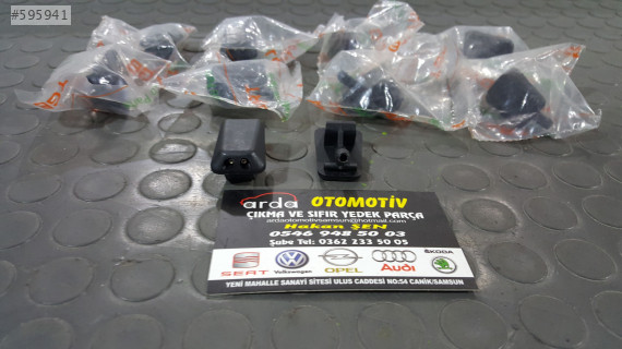 AUDİ A-100 1982-1990 SİLECEK SUYU FISKİYESİ SIFIR
