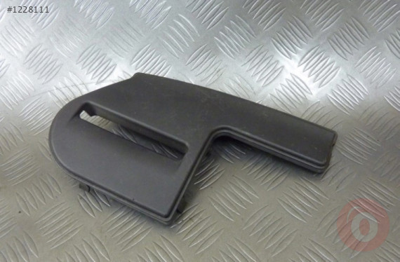 BEETLE JETTA SCIROCCO PANEL HAVA KANAL KAPAĞI ÜST 5K7805965A