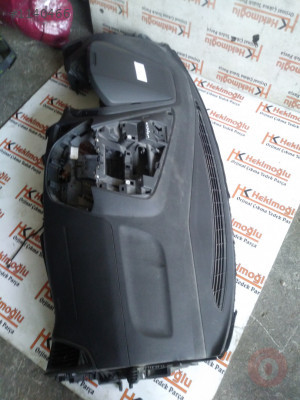 FORD TRANSİT CUSTOM TORPİDO GÖĞÜS DİYER PARÇALAR İÇİN ARAYIN
