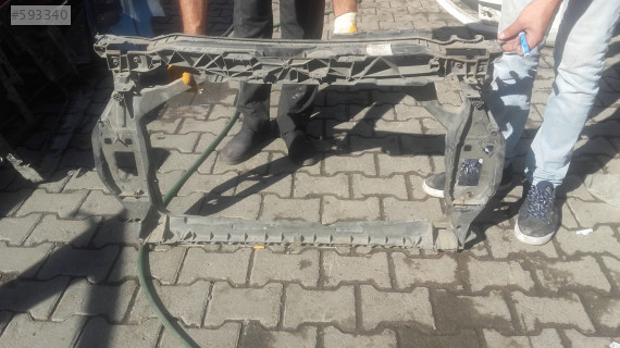 AUDİ Q3 ÖN PANEL VE TÜM AUDİ ÇIKMA PARÇALAR