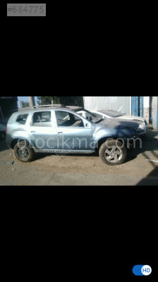 duster sol camurluk