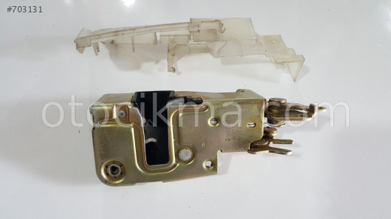 701 837 016E VOLKSWAGEN TRANSPORTER 4 1998-2001 ÖN SAĞ KİLİT