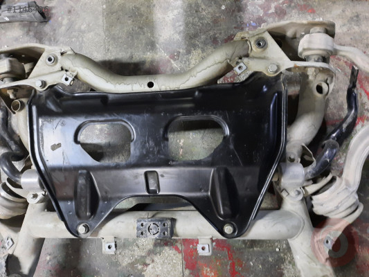 MERCEDES A2126280411 W212 E KASA MOTOR ALT MUHAFAZA