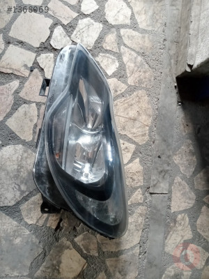 Opel Corsa d sol ön far 2012 çıkma parça