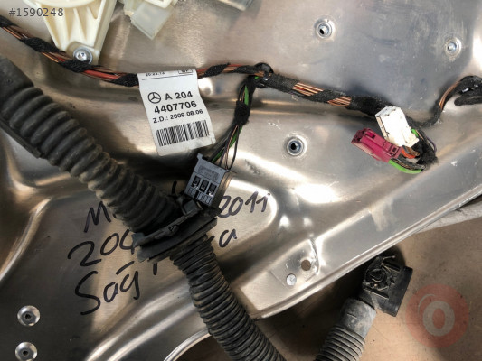 W204 mercedes sag arka kapı tesisatı