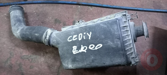 VOLKSWAGEN CADDY 2000 1.9  ÇIKMA ORJİNAL HAVA FİLTRE KUTUSU