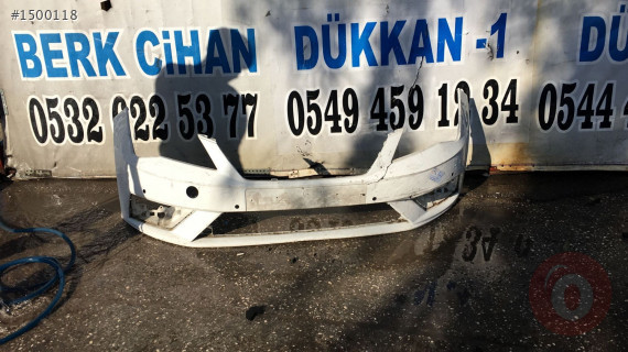 SEAT LEON ÖN TAMPON