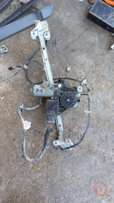 Opel Astra G Sol Arka Kapı Camı Krikosu .Oto Erkan Ünye