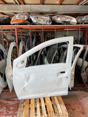 RENAULT SYMBOL ORİJINAL ÇİKMA SOL ON KAPI GÜL OTO