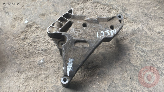 VW 1.9 GOLF 5 TDİ MOTOR KULAĞI 03G199207F ORJ