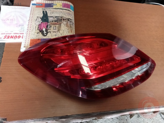 Mercedes W205 kasa C200 çıkma sol arka stop lambası
