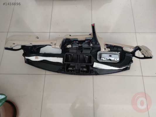 BMW 3 Serisi F30 Göğüs Torpido Siyah 51459218490 9228278