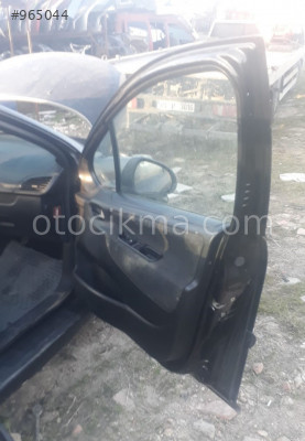 2009 model peugeot 207 1.4 benzinli çıkma sağ ön dolu kapı