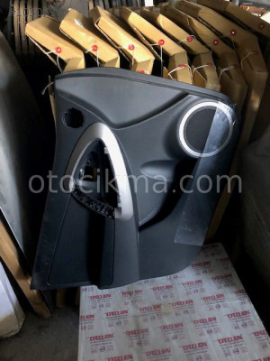 TOYOTA RAV4 III SOL ÖN KAPI DÖŞEMESİ 67718-42020 2006-2009