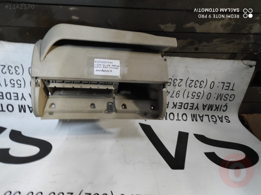 OEM;1M0868659  SEAT LEON 04-06 TORPİDO GÖZÜ RAF KENARI