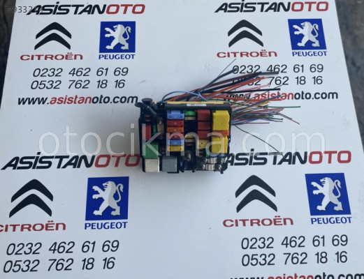 Peugeot 301 motor içi sigorta kutusu asistan oto