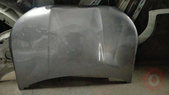 Peugeot 2008 ön kaput