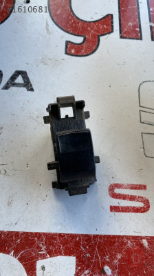 toyota corolla 2008 sol arka kapı tekli cam düğmesi