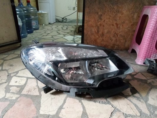 Opel mokka sağ ön far 2013 çıkma parça