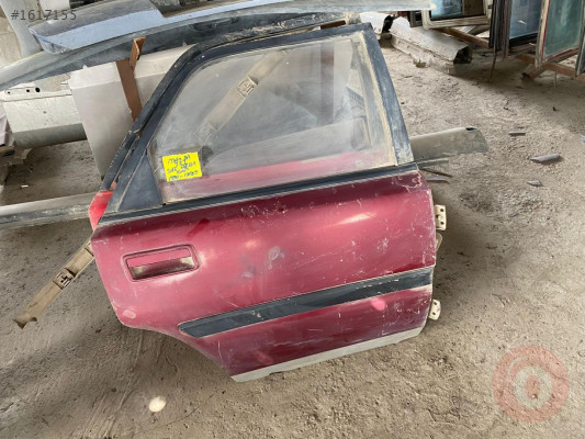 MAZDA 323 SAĞ ARKA KAPI CAM KRİKOSU HATCBACK 1990-1995 MODEL