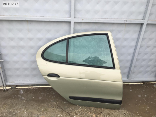 2002 Renault megan 1 sağ arka kapı