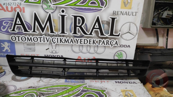 2002-2004 FORD FOCUS ÖN TAMPON ORTA IZGARA 2M51  A018A58
