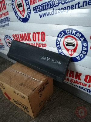 AUDİ Q2 SAG ARKA KAPI BANDI-DÜZCE ÇIKMA