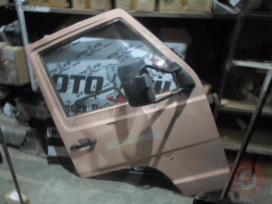KAPI MERCEDES MB800 SAĞ KAPI  PEMBE ÇIKMA