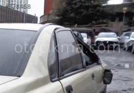 2001 model volvo s40 çıkma sağ arka kapı camı.