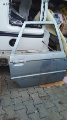 çıkma parça renault R 21 sağ arka kapı