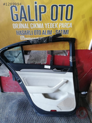 Volkswagen Passat B8 Sol Arka Kelebek Camı Hatasız Orjinal