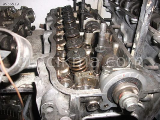 SİLİNDİR KAPAK TOYOTA CORONA AT151 87-1.6 4A MOTO