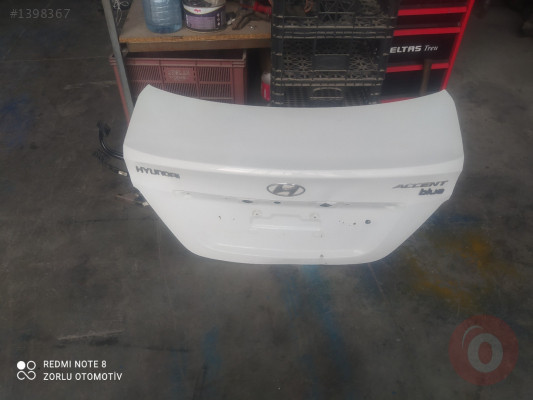 Hyundai Accent blue çıkma bagaj kapağı az hasarlı