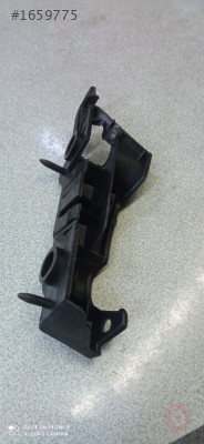 AUDİ A4 TAMPON BRAKETİ