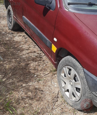 2000 peugeot partner 1.9 dizel çıkma sağ takım jant lastik