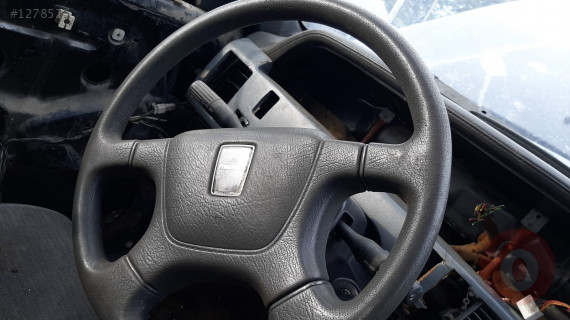 mazda 929 çıkma direksiyon simidi