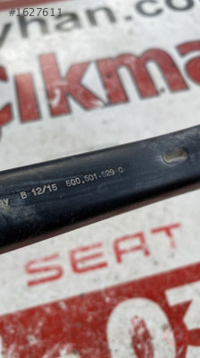 5Q0501529C volkswagen golf 7 sağ arka taşıyıcı alt kolu