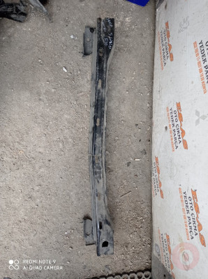 BMW 5 Serisi F10 Arka Tampon Demiri 2010-2016