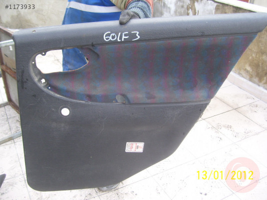 GOLF 3 SAĞ ARKA KAPI DÖŞEMESİ VOLKSWAGEN ORJİNAL ÇIKMA PARÇA