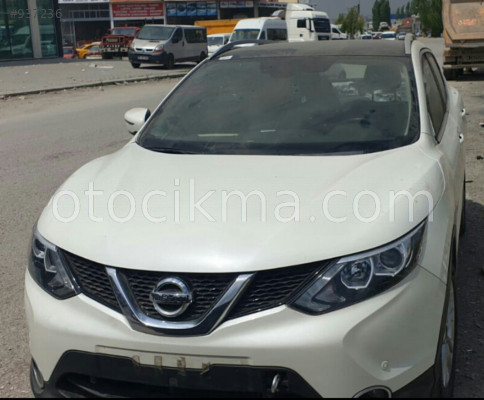 QASHQAİ  HATASİZ ORJ KAPUT... MİL OTM...