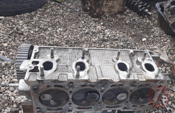 fiat albea 1.4 8v çıkma silindir kapak