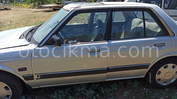 HONDA ACCORD 1985 SOL ÖN KAPI