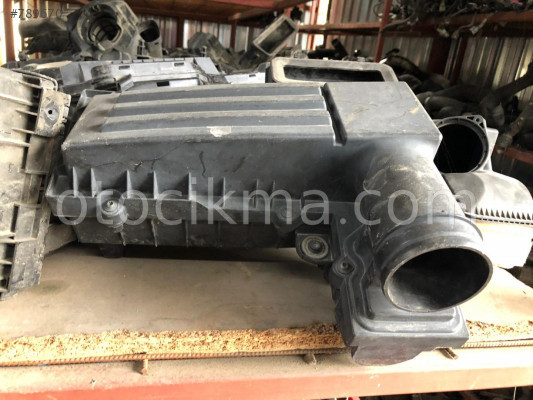 JETTA ÇIKMA HAVA FİLİTRESİ