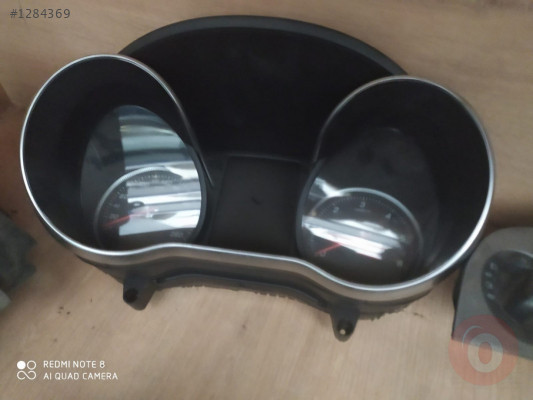 AUDI A4 GOSTERGE SAATI MG OTO