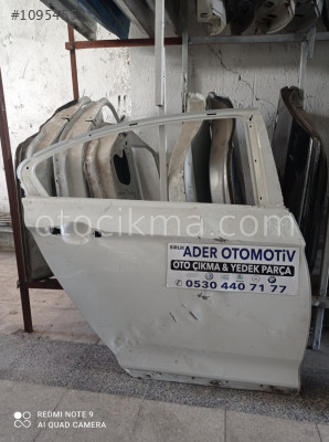 Passat b8 sağ arka kapı beyaz